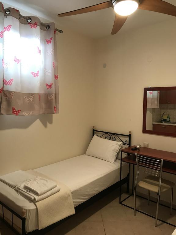 Villa Agni Yénion エクステリア 写真